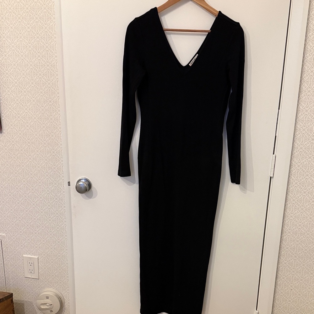 Marine Layer Black V-Neck Long Sleeve Dress